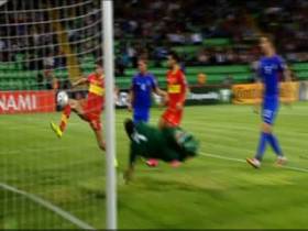 Лучшие моменты футбольного матча Молдавия - Черногория 8 сентября 2015