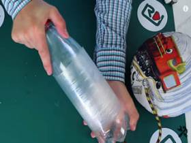Самодельный насос из пластиковых бутылок